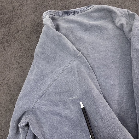 Vintage PNW Tribal art crewneck pullover sweatshirt Mens size Large Faded Blue - Picture 7 of 8